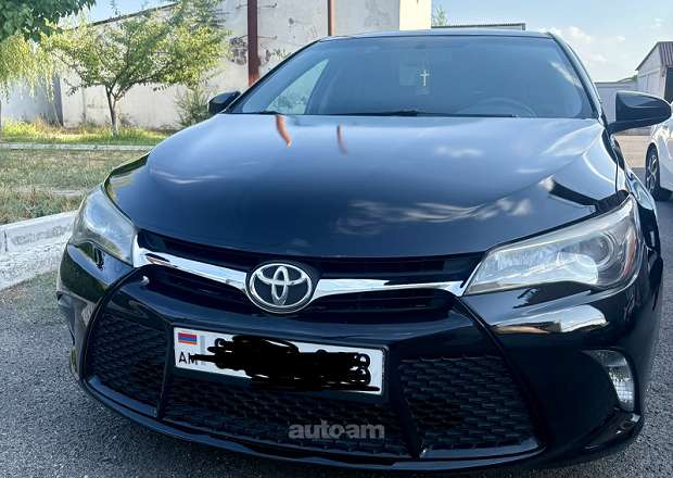 Toyota Camry 2016 — լուսանկար 1