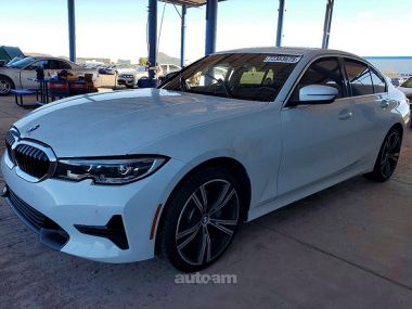 BMW 330  2021 