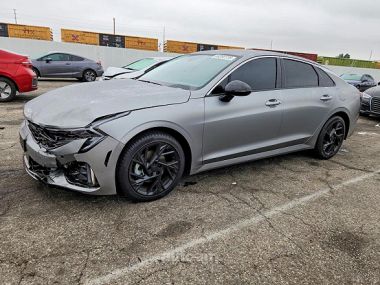 Kia K5  2025 