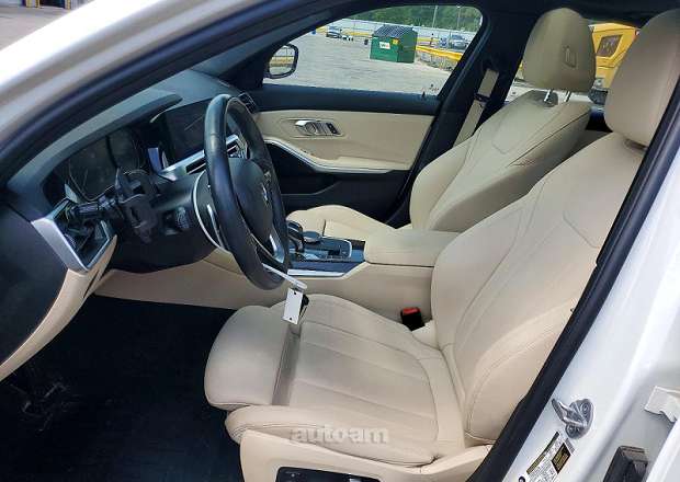 BMW 330