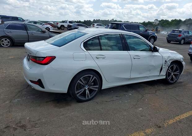 BMW 330