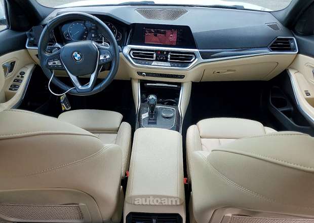 BMW 330