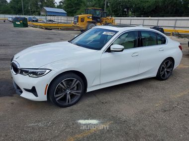 BMW 330  2021 