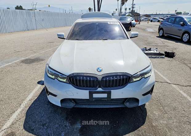 BMW 330