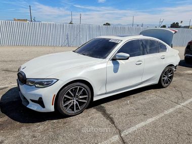 BMW 330  2021 