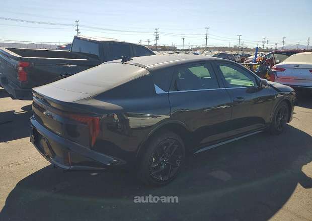 Kia K4