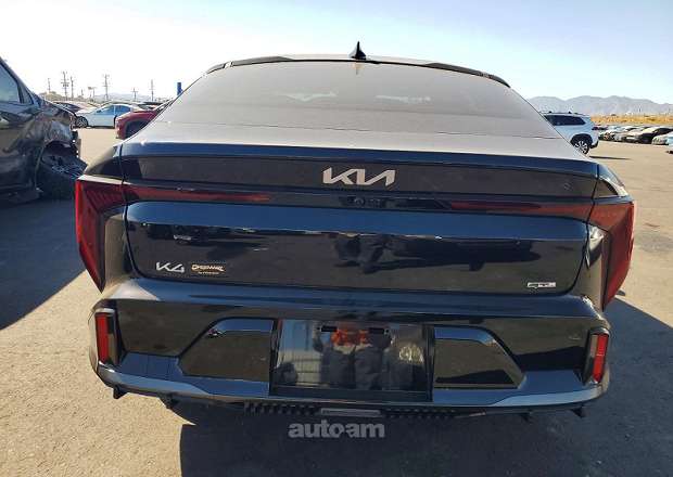 Kia K4