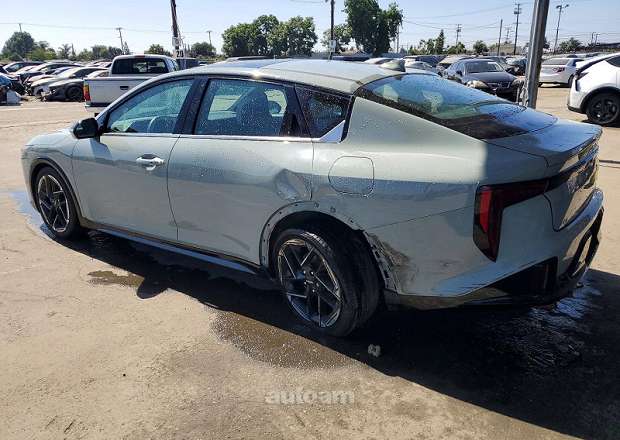 Kia K4