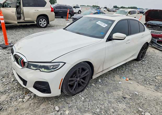 BMW 330