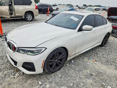 BMW 330  2021 