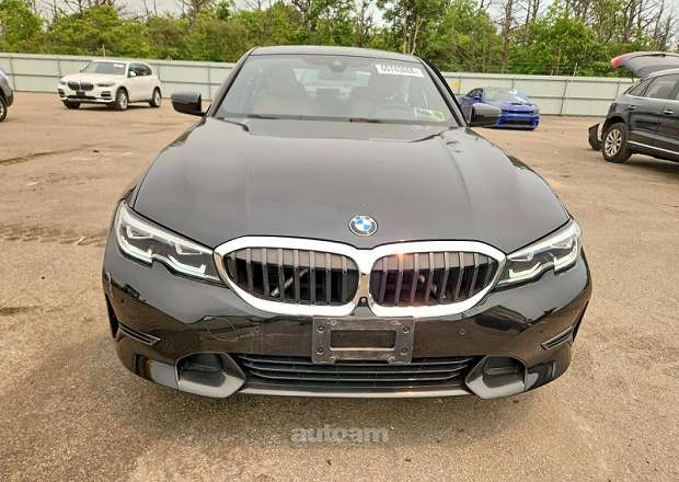 BMW 330