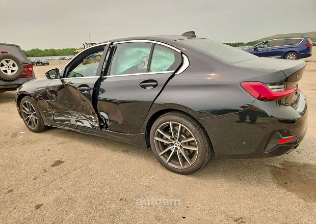 BMW 330
