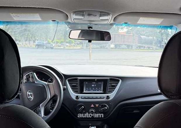 Hyundai Accent 2019 — լուսանկար 5