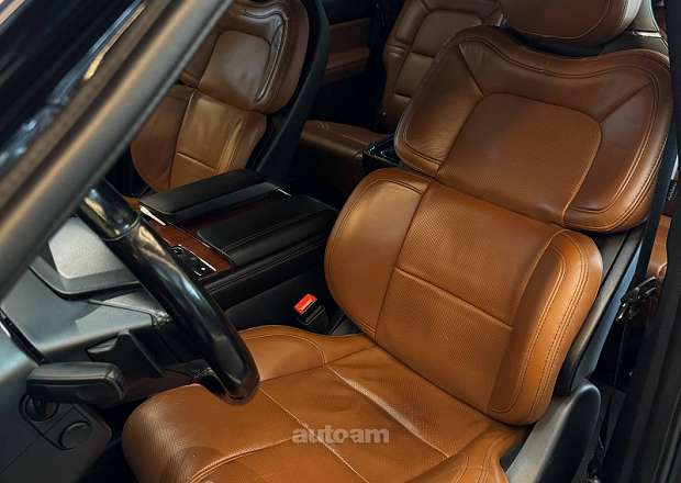 Lincoln Navigator
