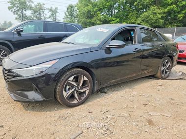 Hyundai Elantra  2023 