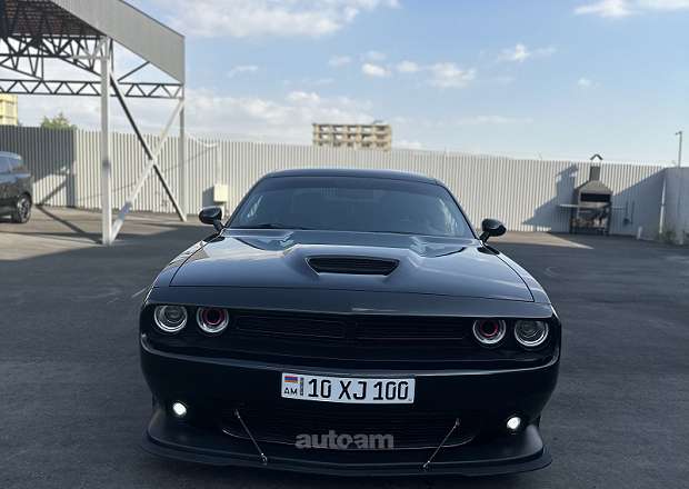 Dodge Challenger 2019 — լուսանկար 1