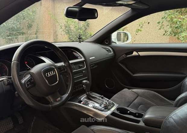 Audi A5 2010 — լուսանկար 7