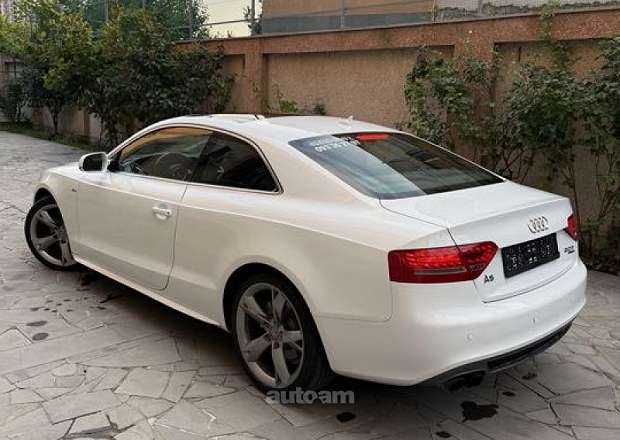 Audi A5 2010 — լուսանկար 3