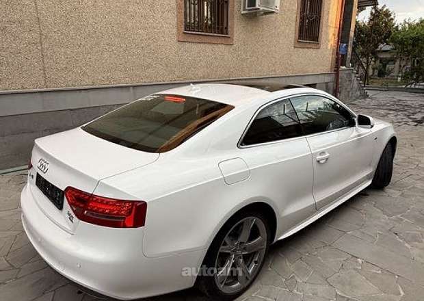 Audi A5 2010 — լուսանկար 5