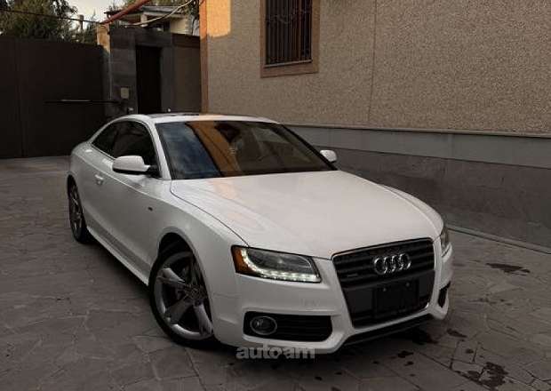 Audi A5 2010 — լուսանկար 1