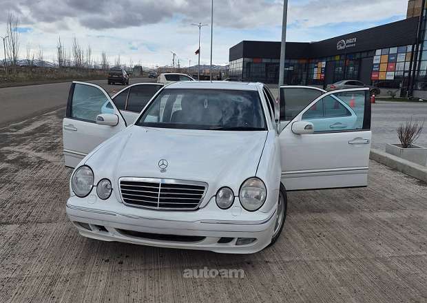 Mercedes-Benz E 240 2001 — լուսանկար 1