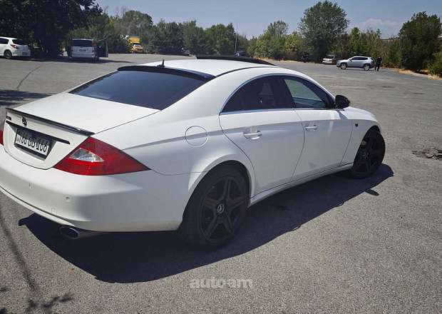 Mercedes-Benz CLS 500 2006 — լուսանկար 3
