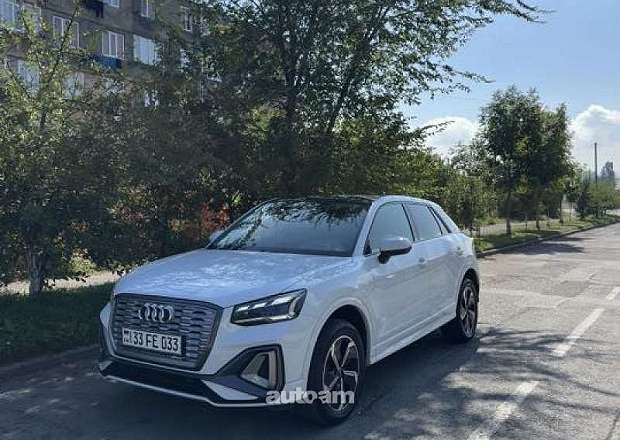 Audi Q2L e-tron 2022 — լուսանկար 3