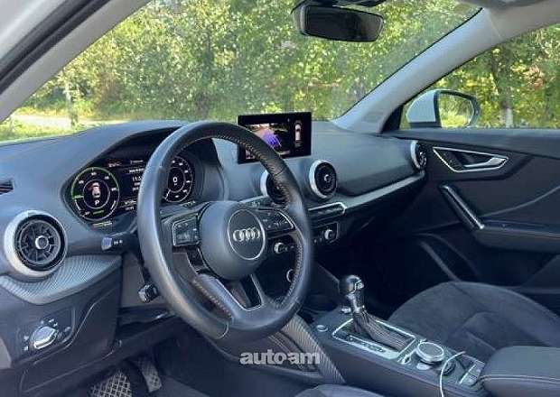 Audi Q2L e-tron 2022 — լուսանկար 9