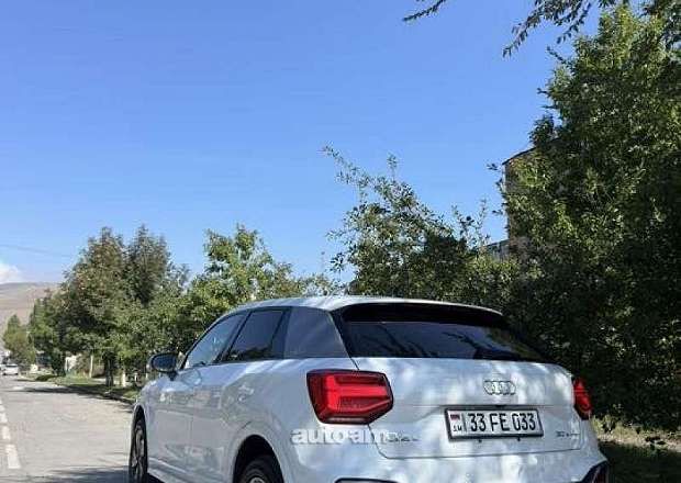 Audi Q2L e-tron 2022 — լուսանկար 6