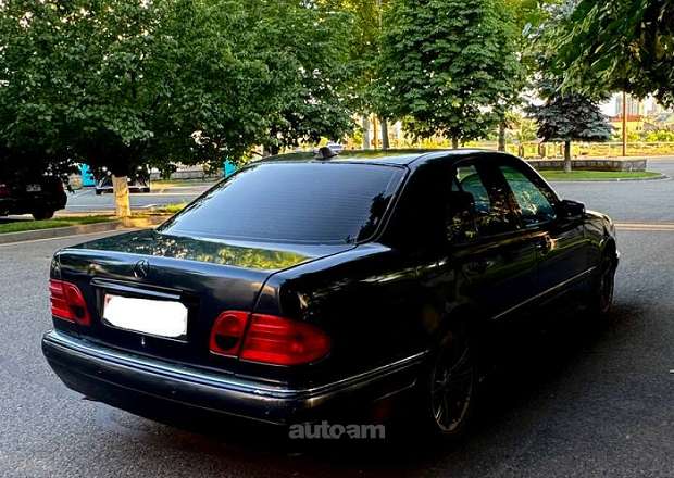 Mercedes-Benz E 320 1998 — լուսանկար 8