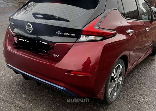 Nissan Leaf 2018 — фото 2