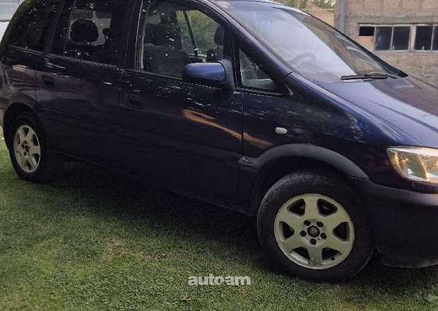 Opel Zafira 2026 — լուսանկար 5