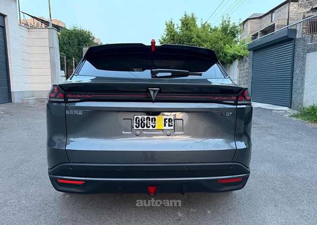 Changan Deepal S07
