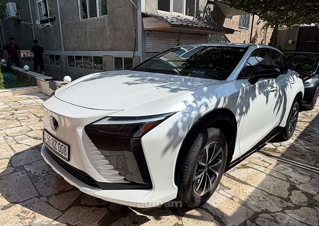 Lexus RZ 300 2025 — լուսանկար 1