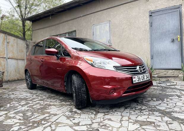 Nissan Versa 2016 — photo 3