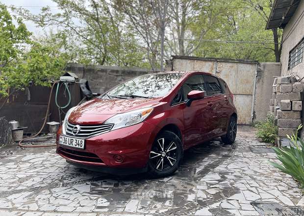 Nissan Versa 2016 — photo 2