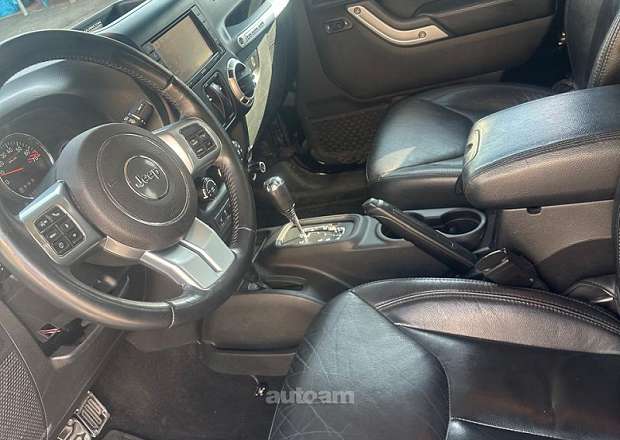 Jeep Wrangler 2013 — photo 6