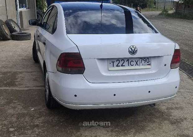 Volkswagen Polo 2012 — լուսանկար 4