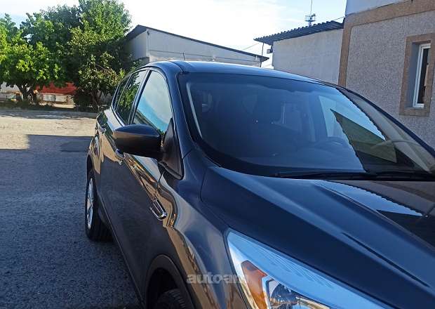 Ford Escape 2017 — լուսանկար 3