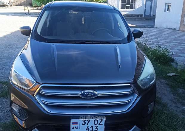 Ford Escape 2017 — լուսանկար 1