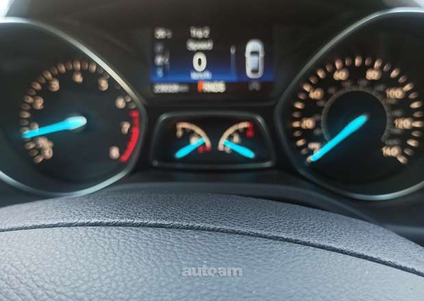 Ford Escape 2017 — լուսանկար 6