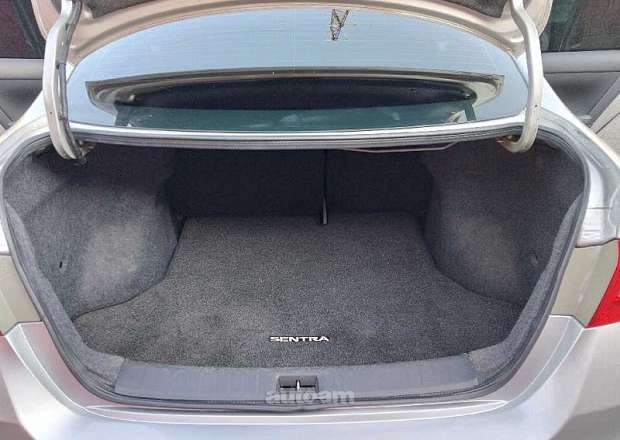 Nissan Sentra 2019 — photo 9