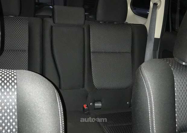 Mitsubishi Outlander 2018 — լուսանկար 4