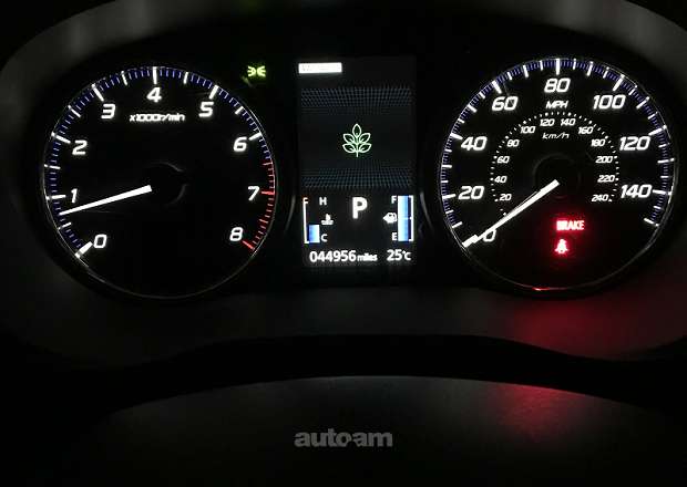 Mitsubishi Outlander 2018 — լուսանկար 6