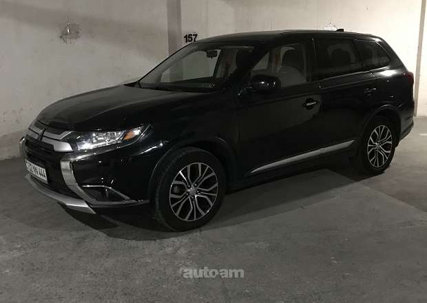 Mitsubishi Outlander 2018 — լուսանկար 1
