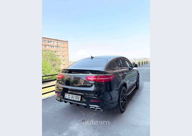 Mercedes-Benz GLE 63 S Coupe 2015 — լուսանկար 4