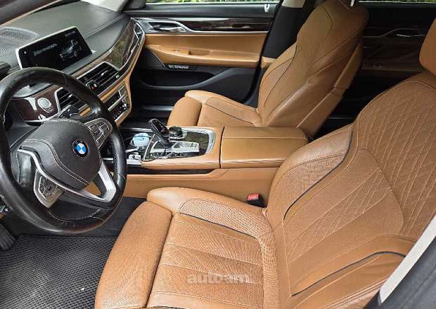 BMW 750 2017 — լուսանկար 7