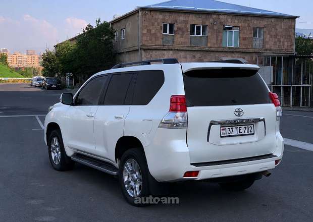 Toyota Land Cruiser Prado 2013 — լուսանկար 3