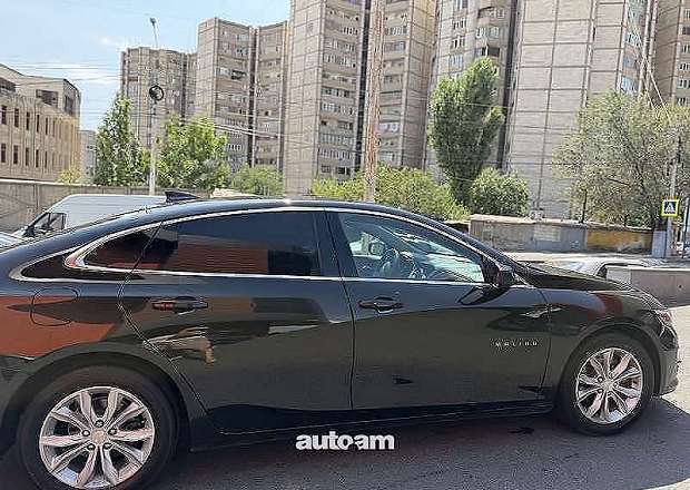 Chevrolet Malibu 2023 — լուսանկար 2