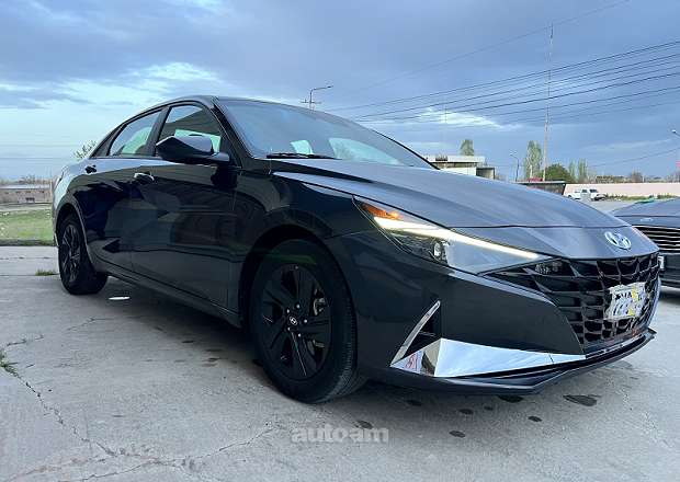 Hyundai Elantra 2022 — photo 3